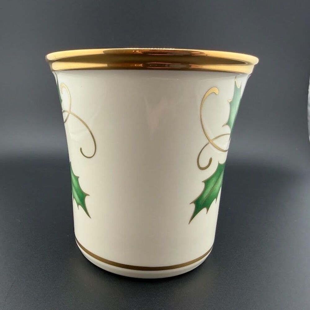 Lenox Holiday Nouveau Gold Mug, Holly Berry Plaid Ribbon, New with Tags - Picture 2 of 9